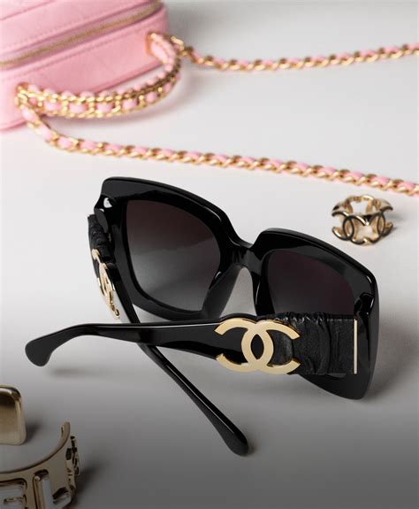 lunettes de soleil chanel 2021|lunette soleil femme Chanel.